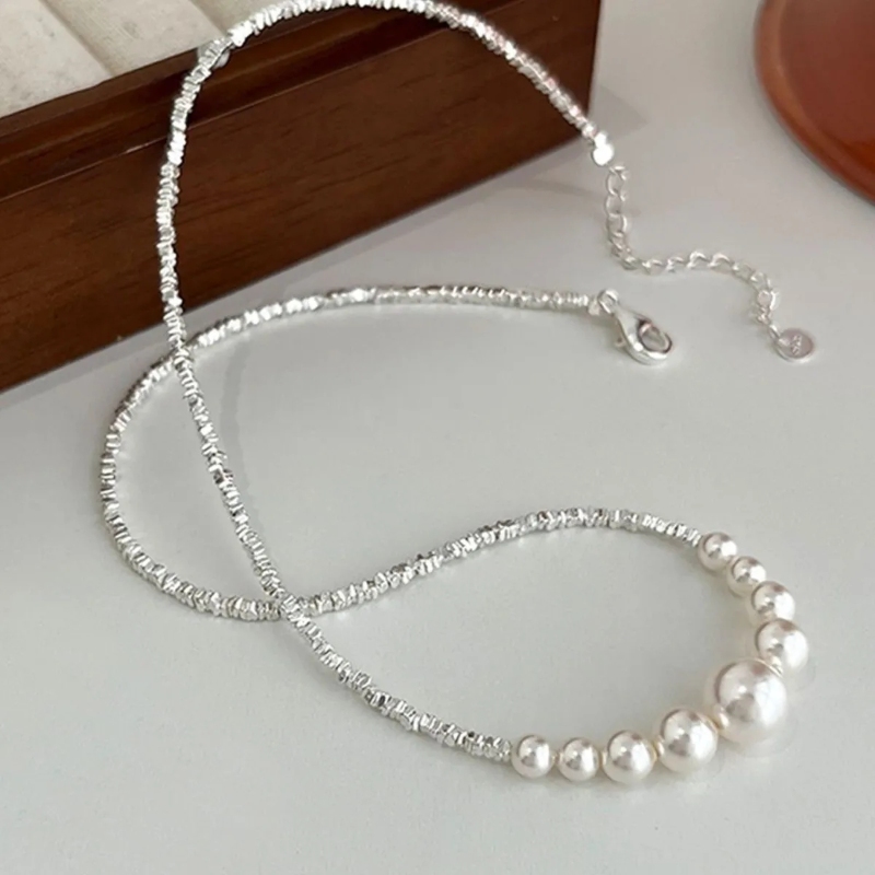 真珠のネックレス